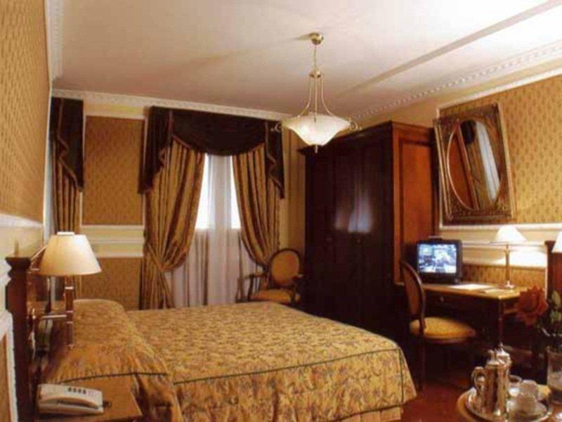 Hotel Champagne Palace Roma Rom bilde